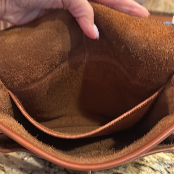 Coach Vintage British Tan Leather Crossbody Satchel Bag in Great Condition - Picture 13 of 16